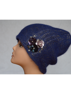 vyazanaya-vasilkovaya-zhenskaya-shapka-vizio-italiya-5800