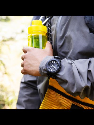 Часы Casio Pro Trek PRJ-B001B-1