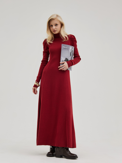 Платье вязаное