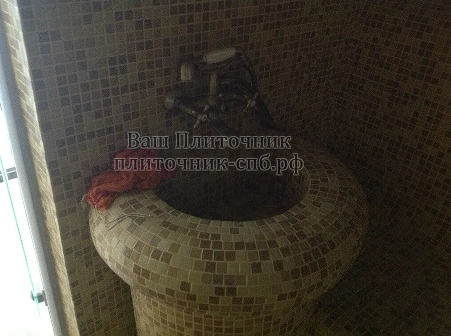 Укладка мозаики в хамаме