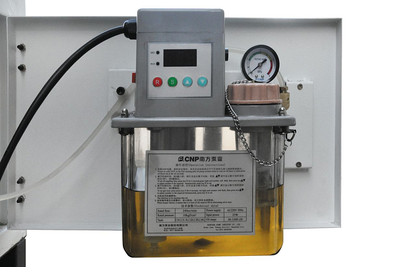 Компактный фрезерный обрабатывающий центр с ЧПУ JVM-360LS CNC с поворотным столом 125 мм