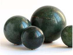 ШАРЫ ИЗ ЖАДЕИТА