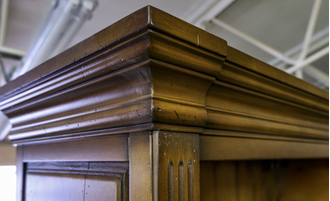 Библиотека открытая двухсекционная.