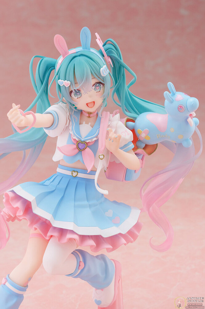 Фигурка Мику Хацунэ (Hatsune Miku Taito Kuji Hatsune Miku x Rody)