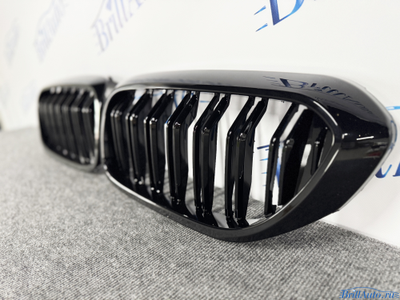 Решетка радиатора BMW 5 G30 M черная