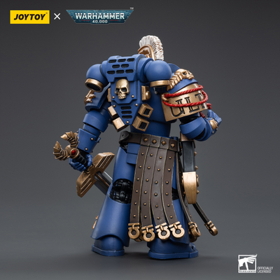 Чемпион Почетной Стражи Ультрамаринов (Warhammer 40k) - КОЛЛЕКЦИОННАЯ ФИГУРКА 1/18 Ultramarines Honour Guard Chapter Champion (JT6526) - JOYTOY