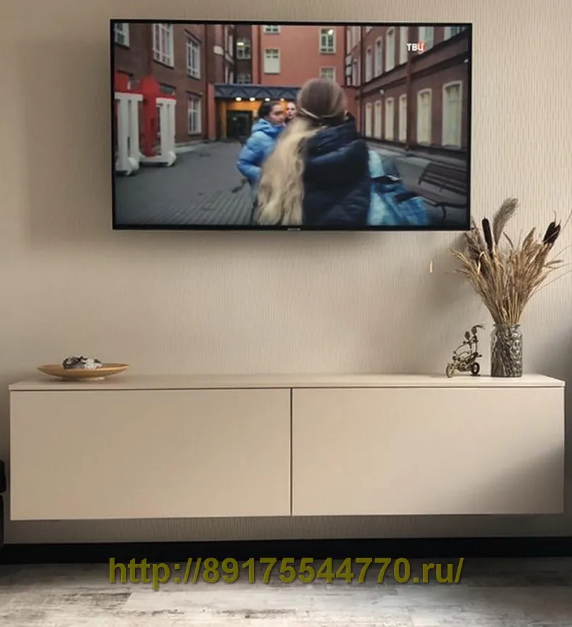 015 Подвесная тумба.
Материал корпуса и фасадов - ЛДСП EGGER U156 Бежевый песок, st9.
Фурнитура - Blum (Австрия).
