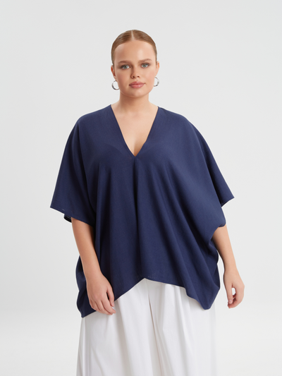 Топ свободный с угловым вырезом