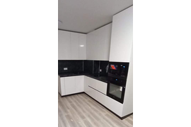 Кухня белая