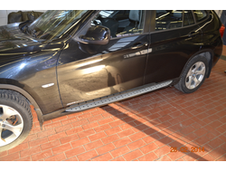 Пороги OEM на BMW X1 (2009-2011)