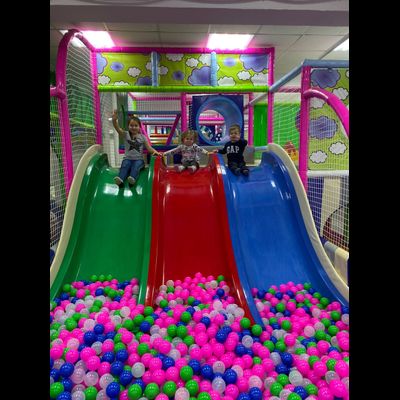 Детский игровой лабиринт б/у 14,5 х 3,7 х 2,8 м.