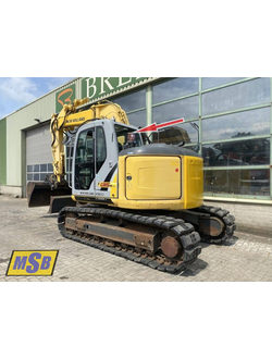 Стекло заднее на New Holland E135B SR