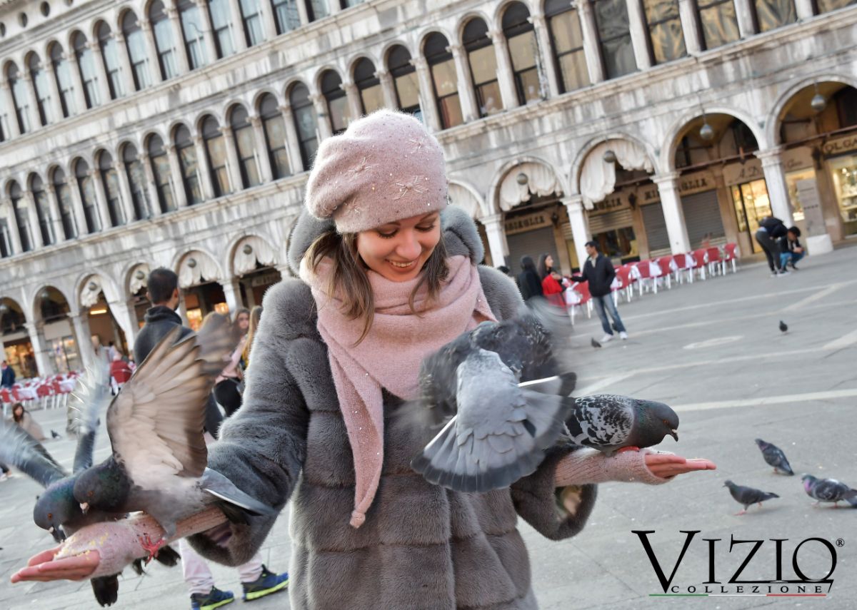 Зимние вязаные головные уборы для женщин