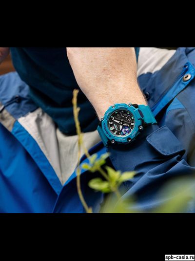 Часы Casio G-Shock GA-2200-2AER