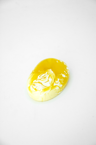 Пейзажный сувенирный янтарь