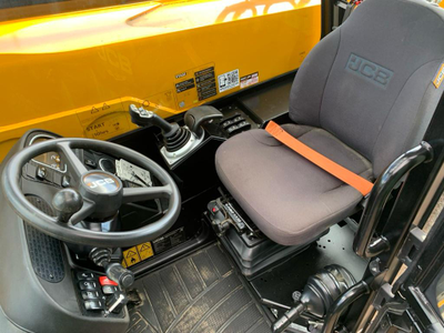 Телескопический погрузчик JCB 540-170, 2023