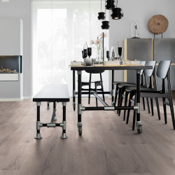 Ламинат Wineo Дуб Греческий Бежевый LA221LV4 в интерьере кухни