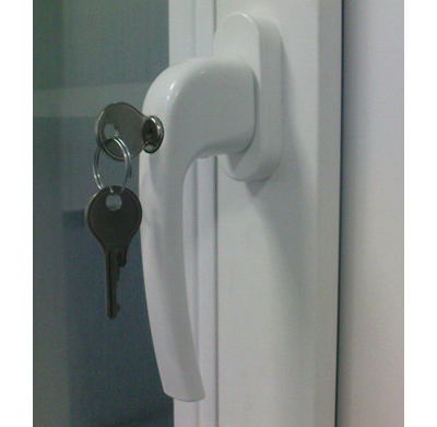 Ручка оконная с замком (ключом)