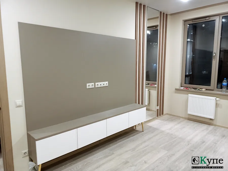 021 Тумба для ТВ