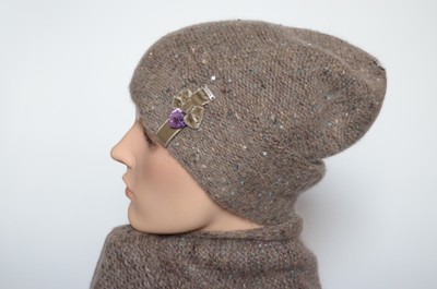 Ореховая меланжевая шапка с украшением Vizio Италия 6926 CL