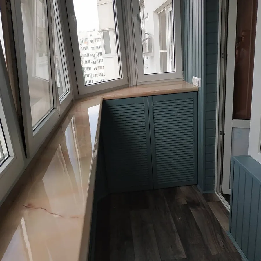 остекление и отделка  лоджии 