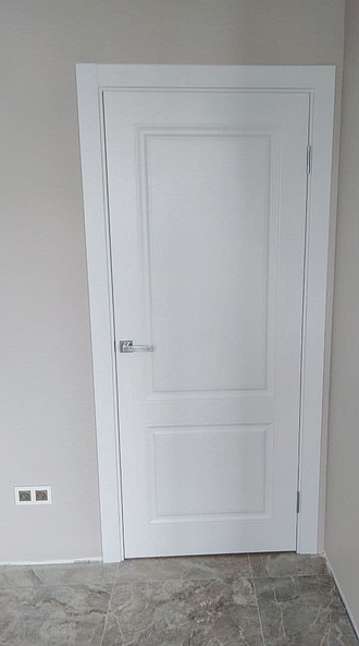 Межкомнатная дверь "Скинни-13" Whitey (стекло)