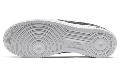 Черно-белые кроссовки Nike Air Force 1 '07 AN20 Black White CJ0952-001 подошва