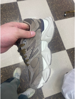 New Balance 9060 Mushroom Brown