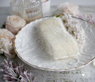 Бархатная лента Milk Icecream Velvet 4 см от производителя "Страна лент"