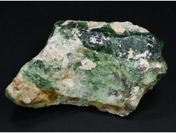 Опал зеленый, Казахстан (90*83*44 мм, 313 г) №19120