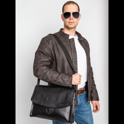 Кожаная сумка через плечо Albano black (арт. 5006-01)