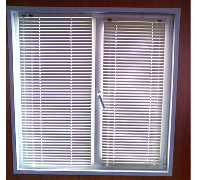 Жалюзи горизонтальные HOLIS, цвет БЕЛЫЙ