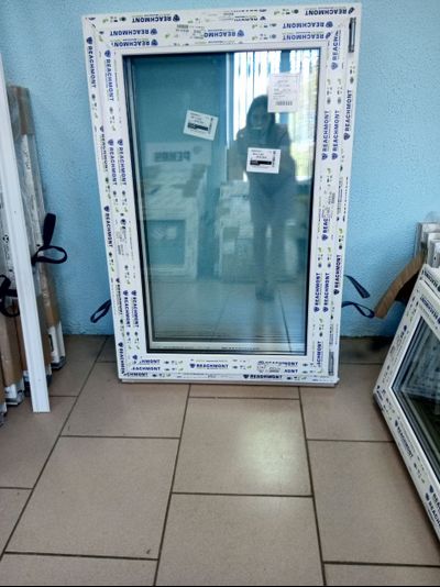 0010-Окно ширина 800 высота 1200. Профиль Melke 60 , 32 стеклопакет,ПОВОРТНО - ОТКИДНОЕ (ПРАВОЕ)