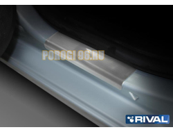 Накладки на пороги Rival для Skoda Octavia A5 / А5 рестайлинг 2004-2009/2008-2013