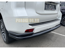Защита заднего бампера угловая большая с покрытием «раптор» d76/42 для Toyota Land Cruiser Prado 150 (2010-2014)