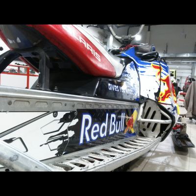 Наклейки на снегоход Polaris PRO RMK 2011-2015 RedBull №121