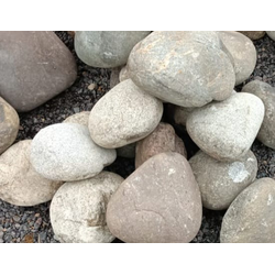 Валун Домбай речной однотонный, фракция 100-500 мм