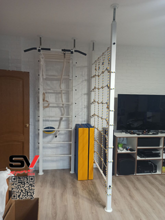 Шведская стенка пол потолок с турником, брусьями, детскими навесными и канатным лазом враспор (белая)