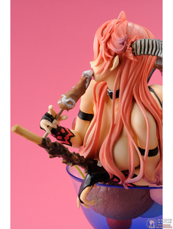 Фигурка 1/7 Асмодей (Asmodeus Koori Shiri Ice Cream no Bushi)
