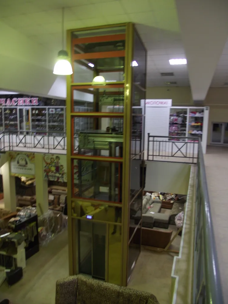 Эксклюзивное остекление шахты лифта город Сыктывкар, торговый центр "РУБЛИК"