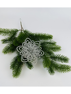 Ёлочное украшение цветок на клипсе серебро