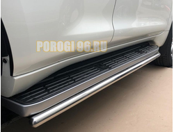 Защита штатного порога d42 для Toyota Land Cruiser Prado 150 Black Onyx (2020-...)