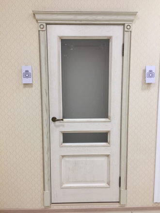 Дверь шпонированная остекленная "Трио 2 эмаль ваниль"