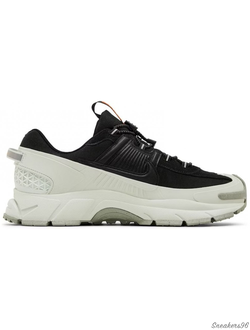 NIKE AIR ZOOM VOMERO