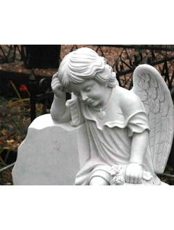 Памятник детский с ангелом девочке