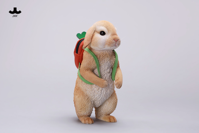 Зайчик с рюкзаком - Коллекционная фигурка 1/4 American Lop Rabbit Figurine (X42402A) - JXK