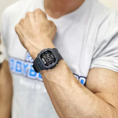 Часы Casio G-Shock G-5600SRF-1