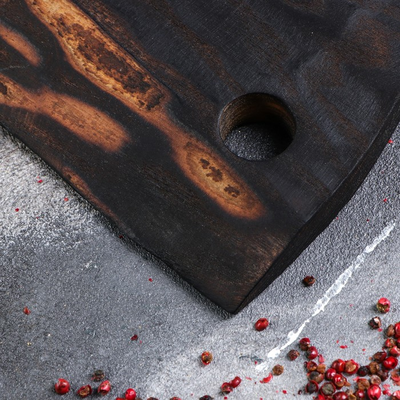 Эксклюзивная  доска для блюд BLACK OAK