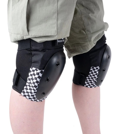 Комплект защиты TECHTEAM Armor Basic M2 черный