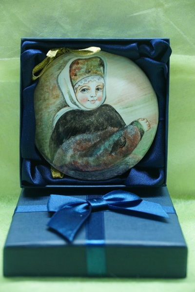 Медальон по Елизавете Бём